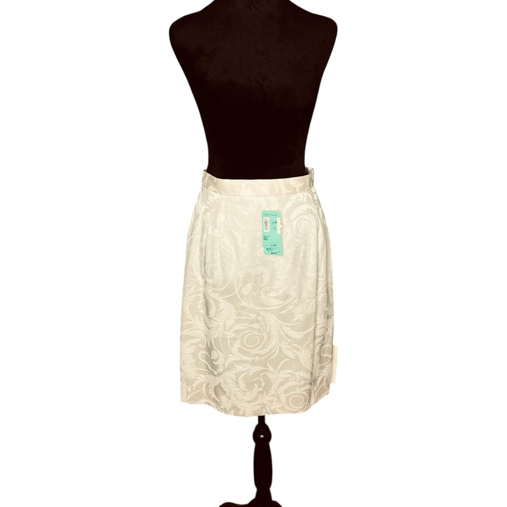 Patricia Rhodes Vintage Cream Brocade Suit SZ:10
Long Sleeve Military Inspired. - Picture 3 of 16